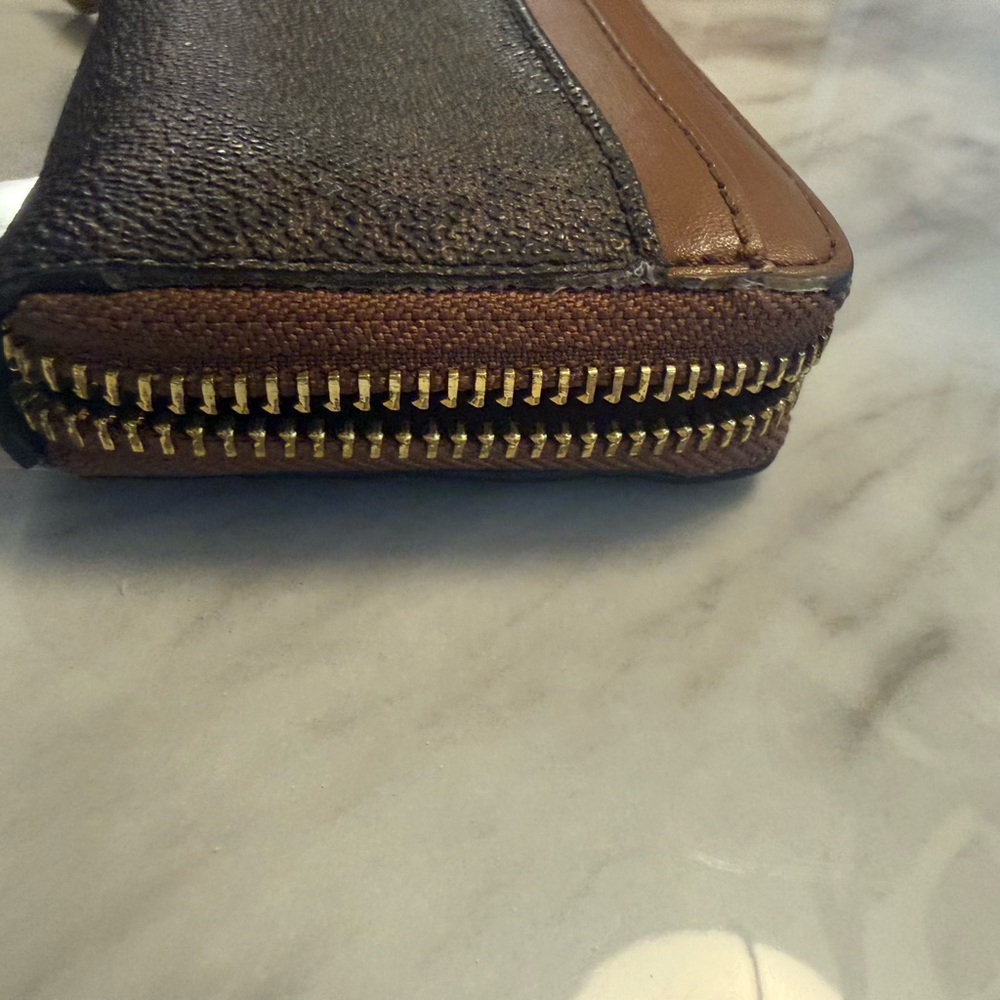 Michael Kors Gold and Brown Small Wallet - Picture 5 of 12